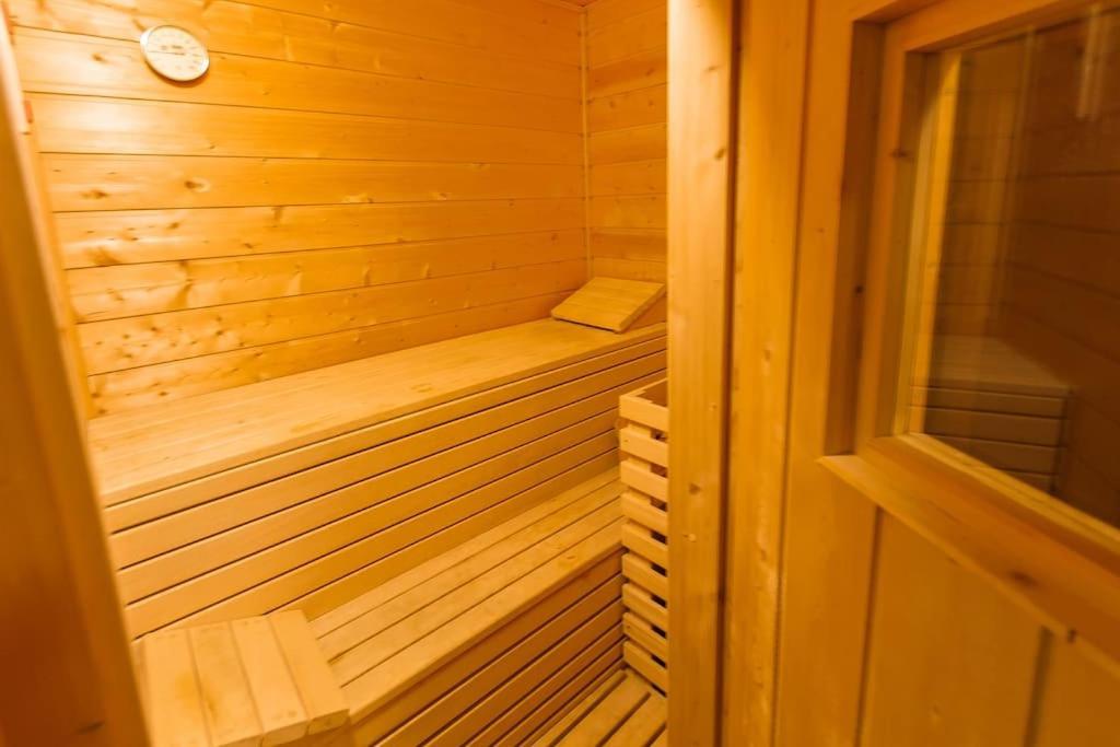 2-zimmer Dg-apartment Mit Eigener Sauna